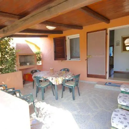 Pittulongu Chalet Sleeps 9 *